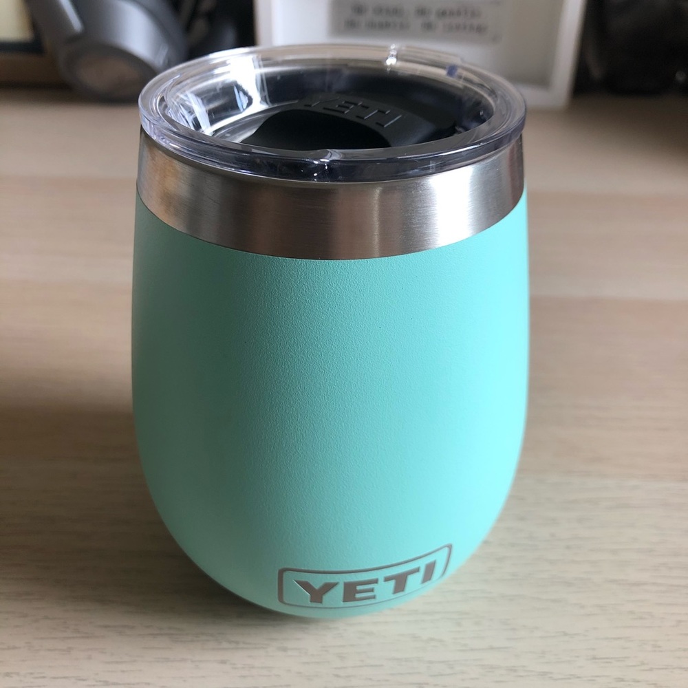 10 oz wine tumbler - seafoam green